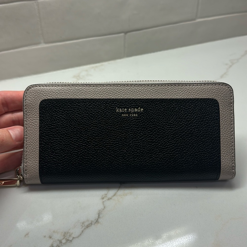 Kate Spade Zip Around Wallet